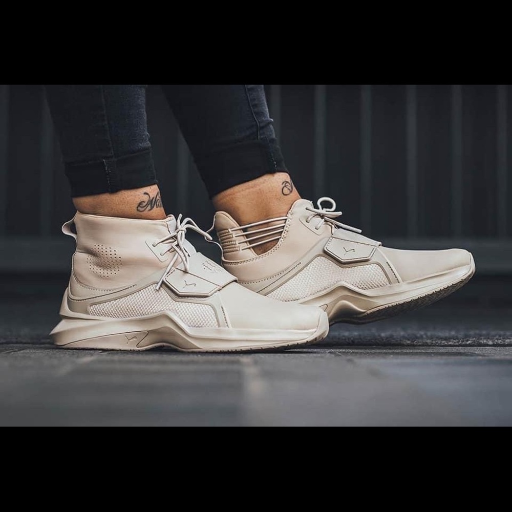 🔴SOLD🔴Puma Fenty by Rihanna